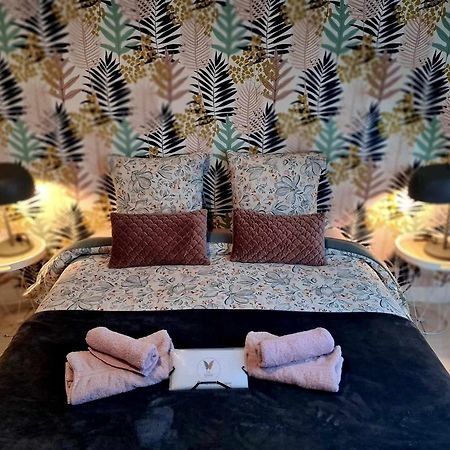 Les Epinettes Chambres D'Hotes Crevecoeur-le-Grand Exteriör bild
